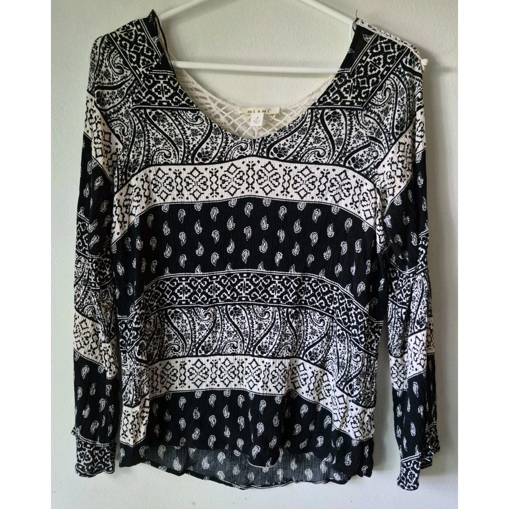 Mi Ami Boho Crinkle Rayon Top Paisley Tribal Print Ivory Crochet V-Back Size S